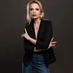 Jak znaleźć modelkę do zdjęć: 7 skutecznych metod dla fotografów